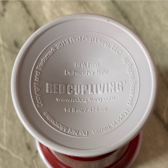 Red cup living 14oz Reusable Plastic Wine Cup | Durable & Unbreakable, BPA Free - Picture 6 of 6